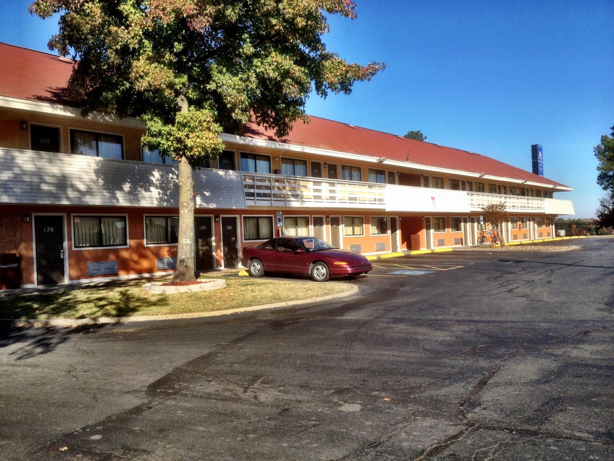 Americas Best Value Inn And Suites Little Rock Extérieur photo