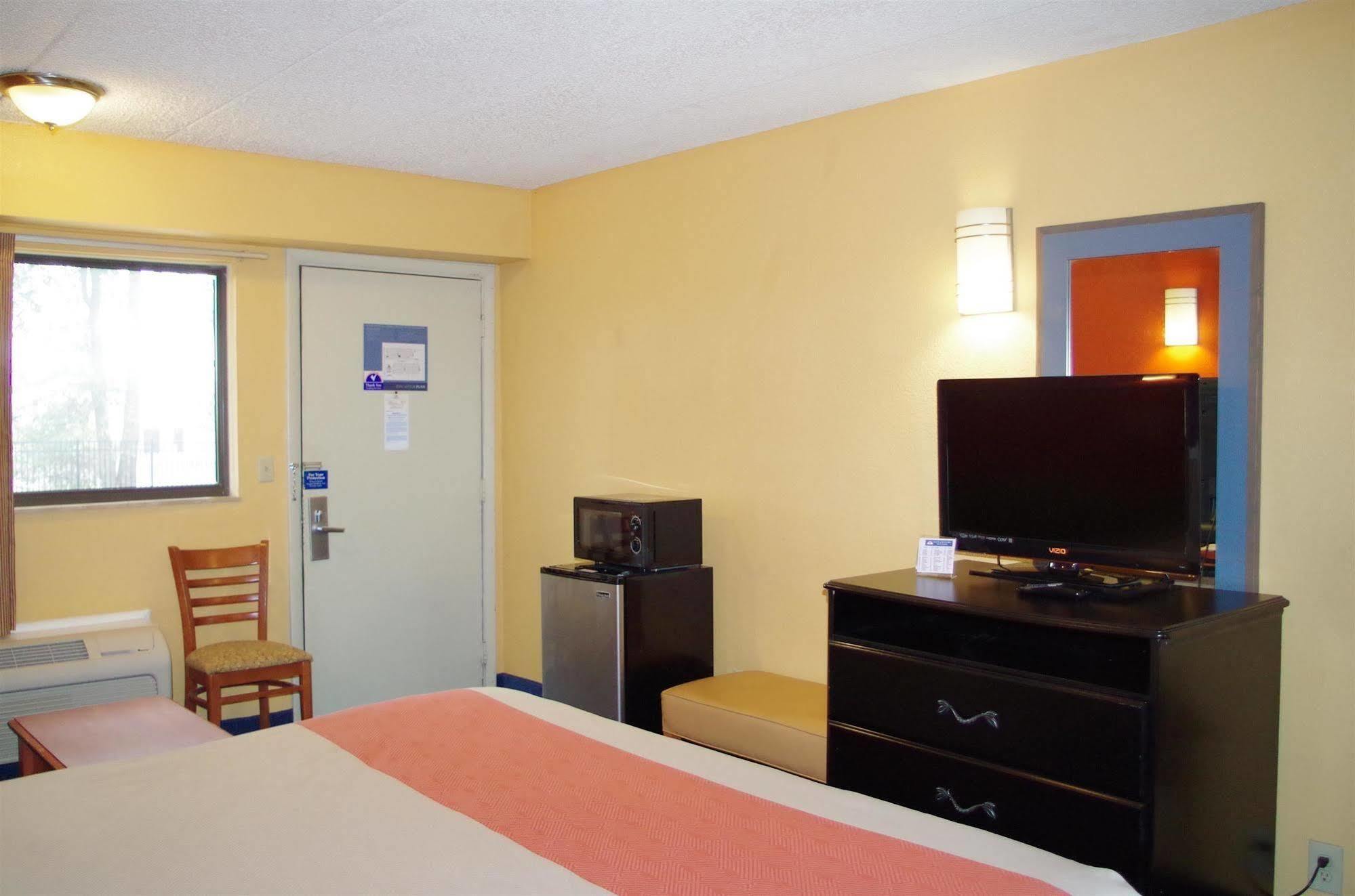 Americas Best Value Inn And Suites Little Rock Extérieur photo